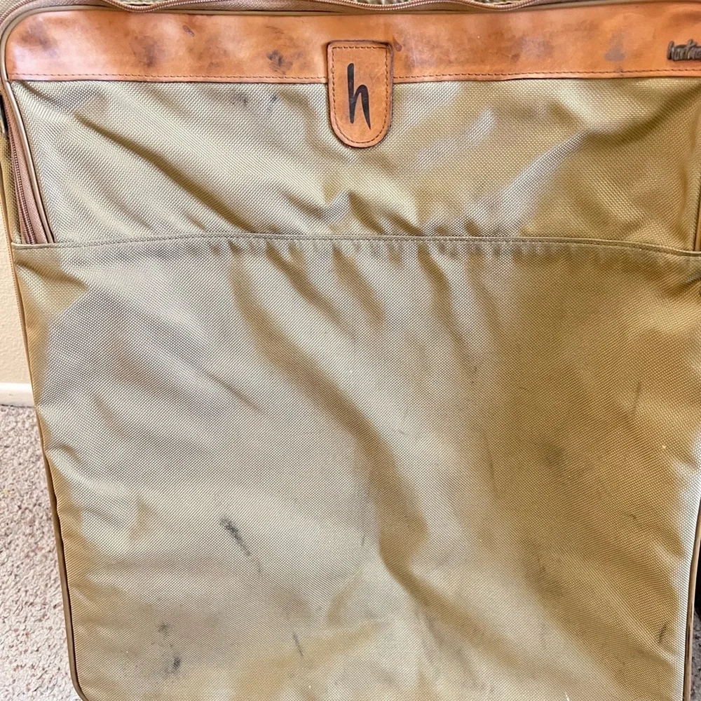 HARTMANN Nylon Leather trim Travel Luggage CarryOn Bag‎ Travel two read bellow